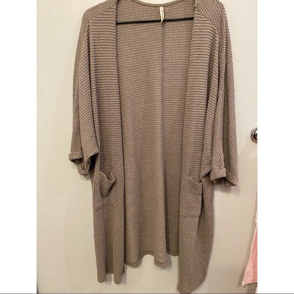 Mittoshop Cardigan - Picture 1 of 2